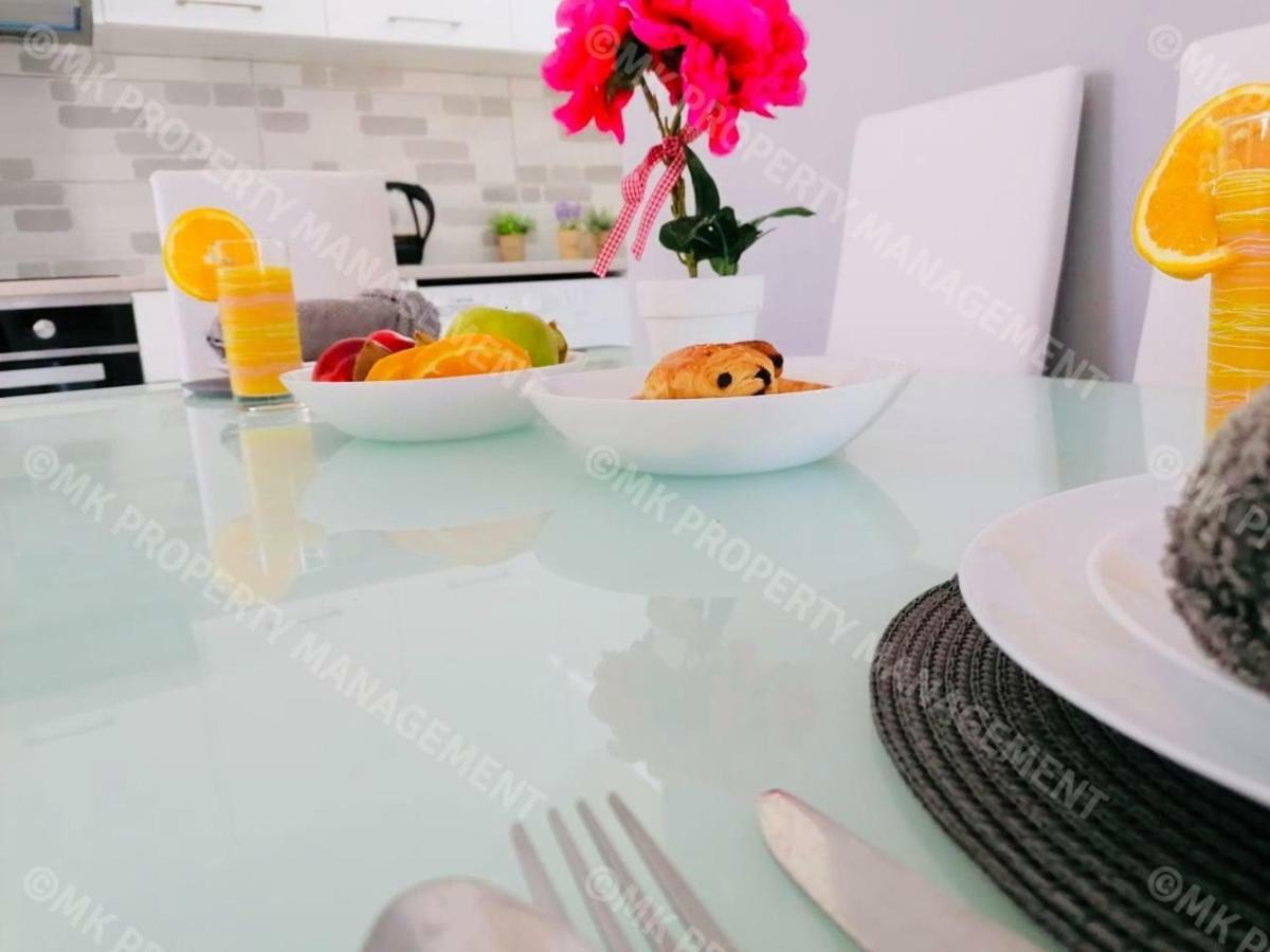Lysia Sea-View Apartment Larnaca Exteriér fotografie
