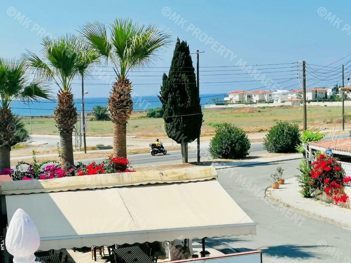 Lysia Sea-View Apartment Larnaca Exteriér fotografie
