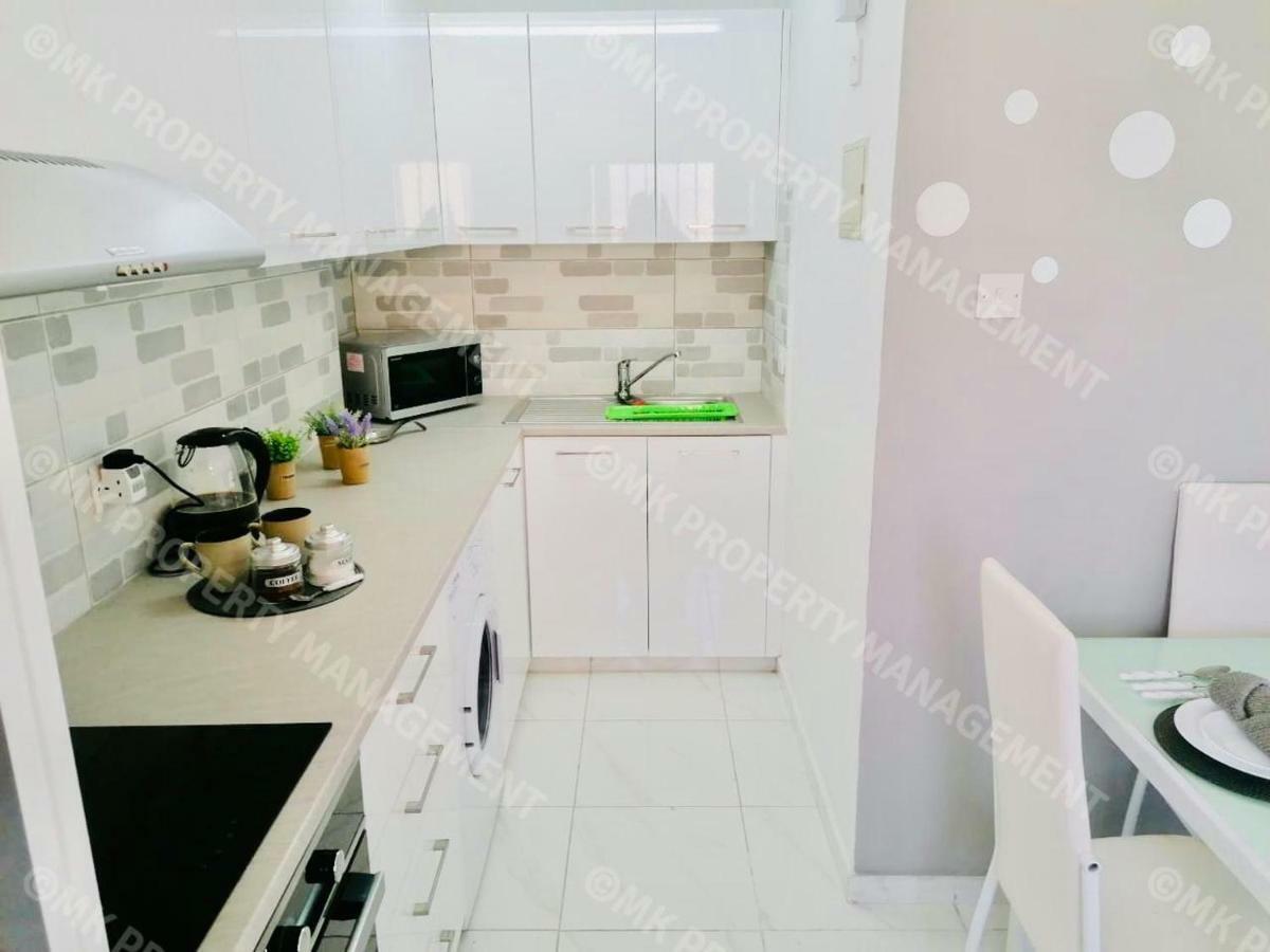 Lysia Sea-View Apartment Larnaca Exteriér fotografie